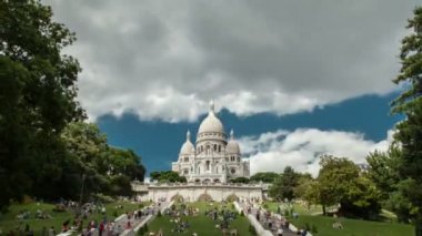 Güzel ve gurur Sacre c geniş atış Timelapse? kilise de Paris.