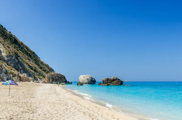 Megali Petra Beach, Isla Lefkada, Levkas, Lefkas, Mar Jónico , — Foto de Stock