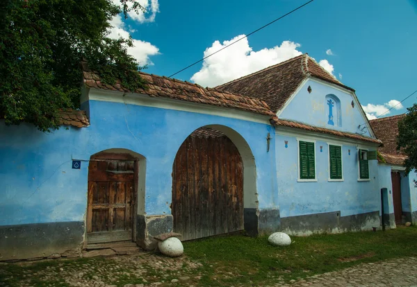 Village de Viscri et église fortifiée de Viscri, Transylvanie, Roumanie — Photo