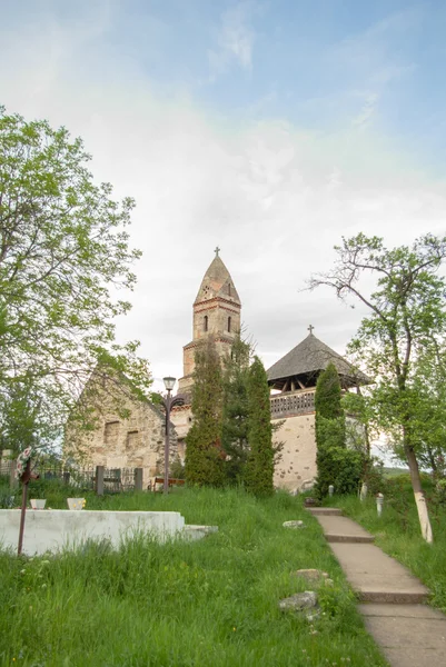 Densus - oude stenen kerk in Transsylvanië, Roemenië. — Stockfoto