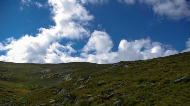 Moldoveanu tepe yol, Romen Karpatlar'in
