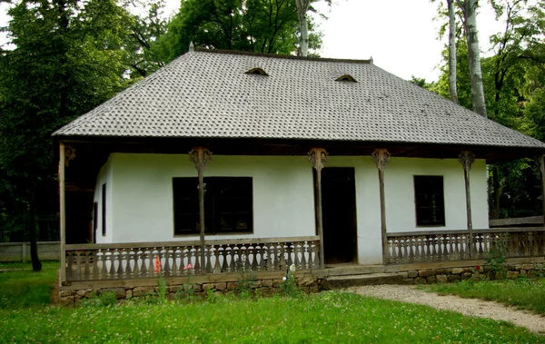 Romanian traditional house. — Stock Photo, Image