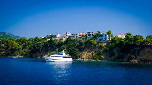 Centrum miejscowości Skiathos w wyspa Skiathos, Grecja — Zdjęcie stockowe