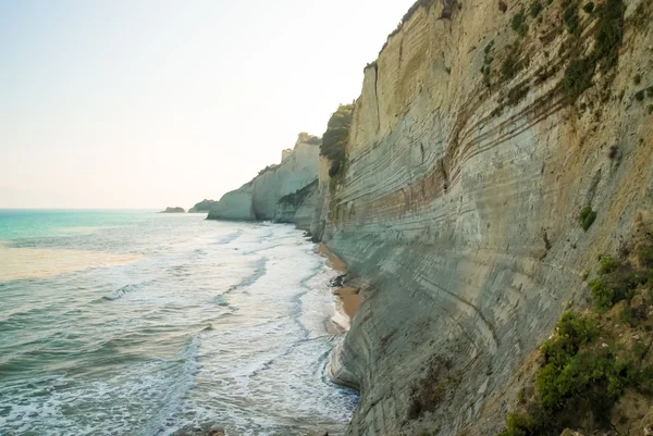 Loggas beach (pláž Peroulades, Sunset beach) ostrov Korfu, Gree — Stock fotografie