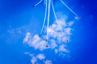 Airplanes on air show