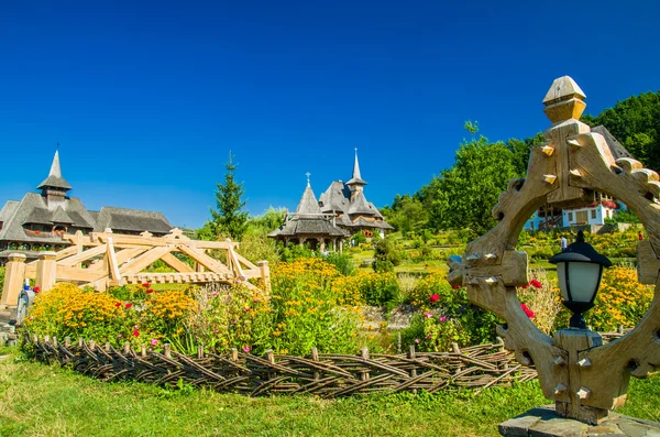 Barsana ahşap manastırı, Maramures, Romanya. — Stok fotoğraf