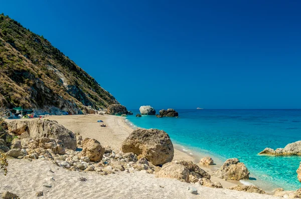 Pláži Megali Petra, ostrov Lefkada, Lefkada, Lefkas, Jónské moře, — Stock fotografie