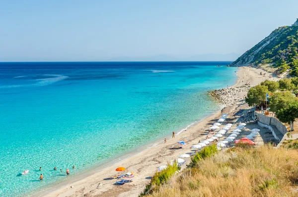 Praia de Agios Nikitas na ilha de Lefkada, Grécia - Ilhas Jónicas — Fotografia de Stock