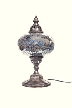 Masa lambası ile raller