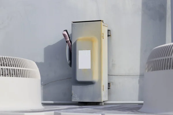 Elektrische Sicherheitsschaltbox Auf Isoliertem Hintergrund — Stockfoto