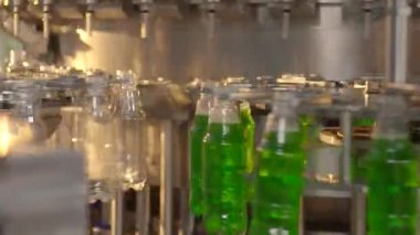 limonata plastik şişelerde şişeleme