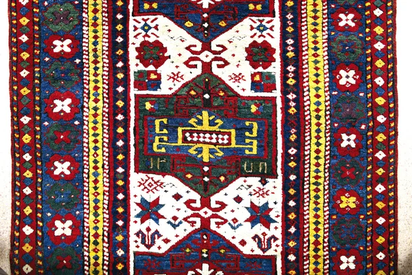 Азербайджанский ковер — стоковое фото