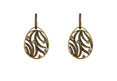 Beyaz bir arka plan üzerinde izole küpe