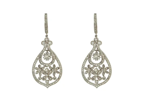 Boucles d'oreilles isolées sur fond blanc — Photo