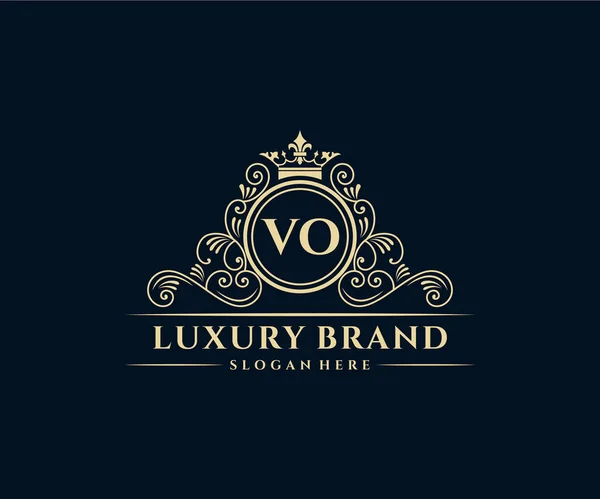 그래픽 손그리기 Heraldic Monogram Antique Vintage Style Luxury Logo Design — 스톡 벡터