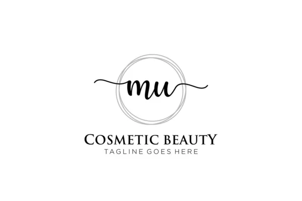 Feminine Logo Beauty Monogram Elegant Logo Design Handwriting Logo Initial — Vector de stock