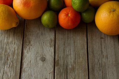 Kahvaltı için ve bir kişi bir diyet taze meyve karışımı