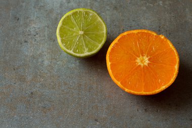 Kahvaltı için ve bir kişi bir diyet taze meyve karışımı