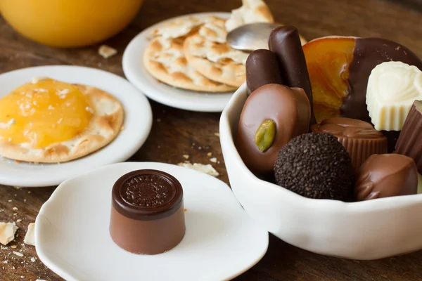 Citroen jam met Belgische chocolaatjes — Stockfoto