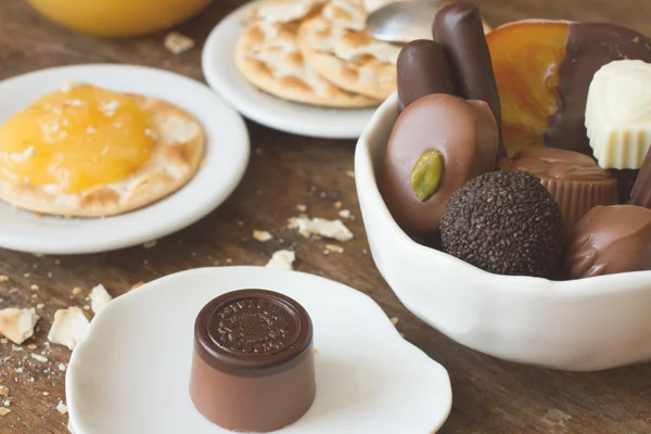 Citroen jam met Belgische chocolaatjes — Stockfoto