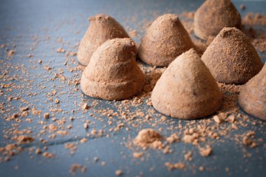 Kakao tatlı günaha ile çikolata truffles