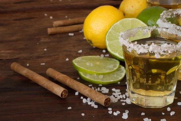 Tequila and lime Lemon and as a cigarillo — Zdjęcie stockowe