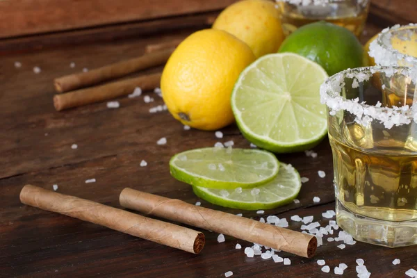 Tequila and lime Lemon and as a cigarillo — Zdjęcie stockowe