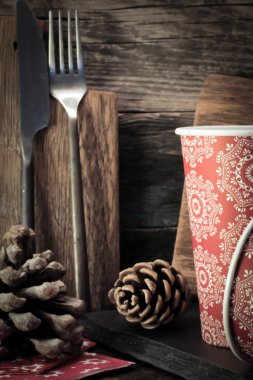 Noel ve tek kullanımlık sofra