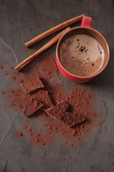 Cacao con canela y galletas ametarro Dulces italianos —  Fotos de Stock