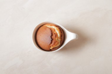 çay ve kahve romantik ruh hali ile lezzetli limon kek