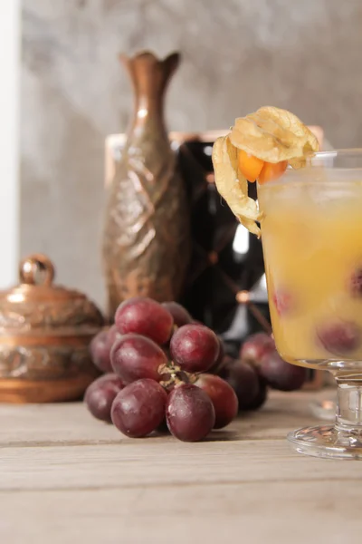 Tasty cocktail with juice. a party at the bar — Stock Photo, Image