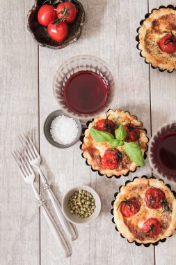 şarap, Fransa Ulusal reçete ile domates salçası