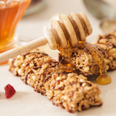 Bal ve fındık ile lezzetli müsli Bar