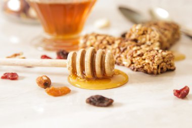 Bal ve fındık ile lezzetli müsli Bar