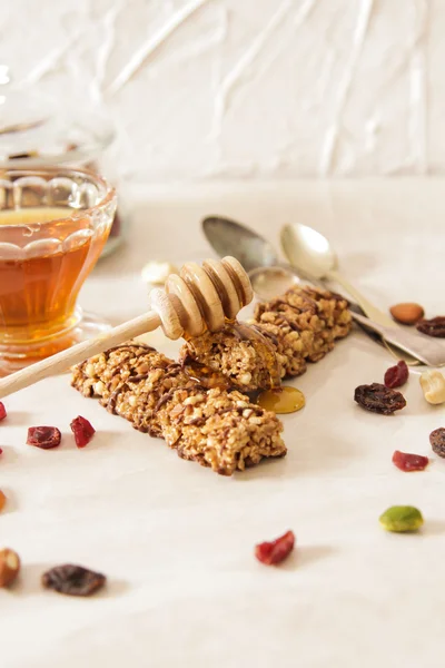 Bal ve fındık ile lezzetli müsli Bar
