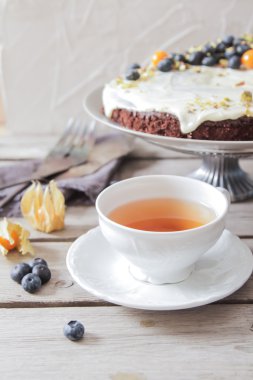 chenikom ve fizales braunis pasta