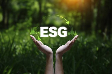ESG konsepti, Net sıfır emisyon fikri yeniliği. Çevresel, sosyal, yönetim kavramı. Yeşil enerji, ESG simgesi hazır. hava durumu bilinci küresel sıcaklık değişiklikleri.