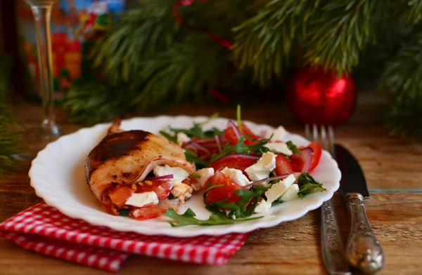 Squid-grill stuffed with feta, rocket and tomatoes — Stock Photo, Image