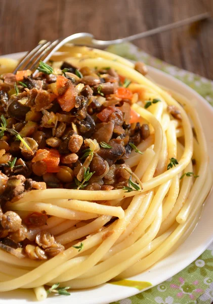 Mercimek bolognese makarna