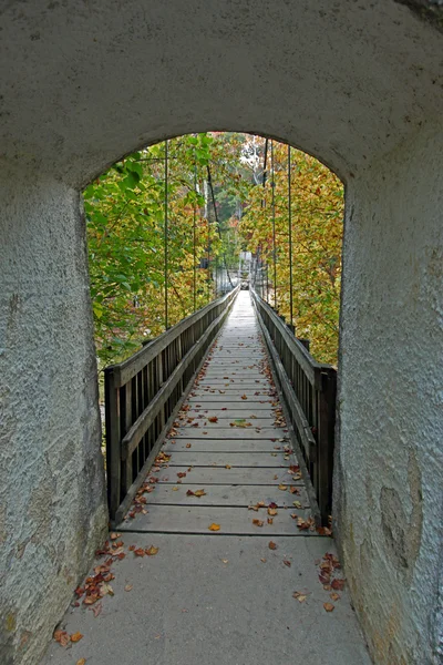 Archway para as trilhas — Fotografia de Stock