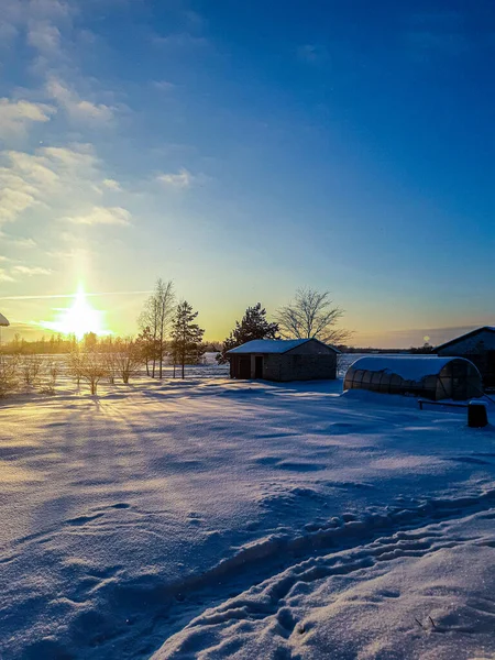 Soğuk kış gününde güzel bir gün batımı