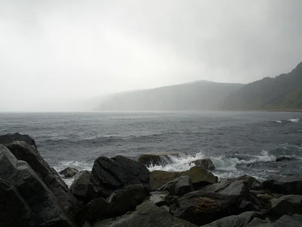 Regenachtige dag op de zeekust — Stockfoto