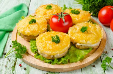 Ananas ve peynirli tavuk fileto