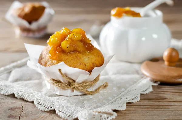 Banana muffins with banana jam — Stock Photo, Image