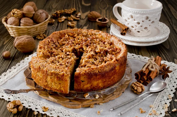 Piece of apple pie with walnut and sugar glaze — Stock Photo, Image