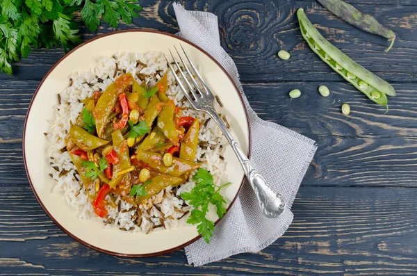 Vegetable stew with beans — Stock Photo, Image