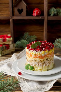 Sebze tatil tablo üzerinden katmanlı salata