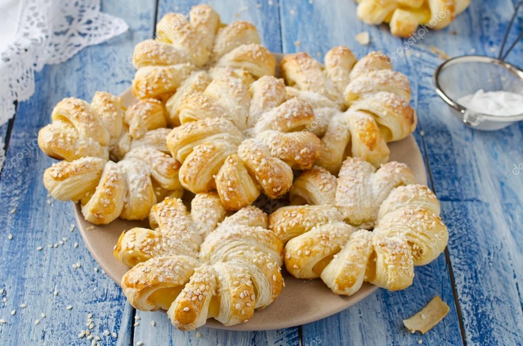 Печенье изделия из теста. Печенье изделия из теста. Печенье изделия из теста. Печенье нарезное. Сладости выпечка.