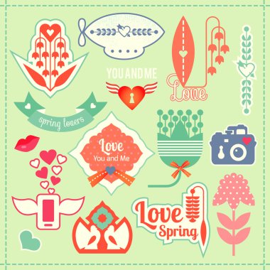 Sevgi ve bahar etiketleri.
