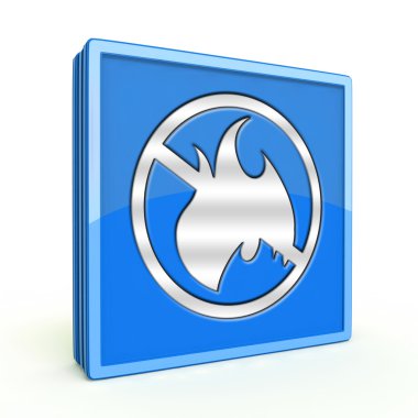 Yangın yasak kare simgesi beyaz arka plan üzerinde